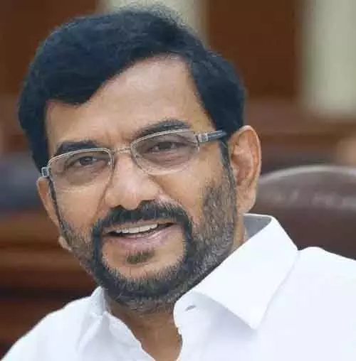 सर्वपल्ली MLA ने YSRC पर आरोप लगाते हुए राज्य की आर्थिक उपलब्धियों गिनाईं सर्वपल्ली MLA ने YSRC पर आरोप लगाते हुए राज्य की आर्थिक उपलब्धियों गिनाईं