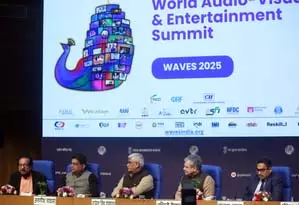 वेव्स ने ‘क्रिएट इन इंडिया, क्रिएट फॉर द वर्ल्ड’ विजन के तहत भारत को ग्लोबल कंटेंट हब बनाया वेव्स ने ‘क्रिएट इन इंडिया, क्रिएट फॉर द वर्ल्ड’ विजन के तहत भारत को ग्लोबल कंटेंट हब बनाया