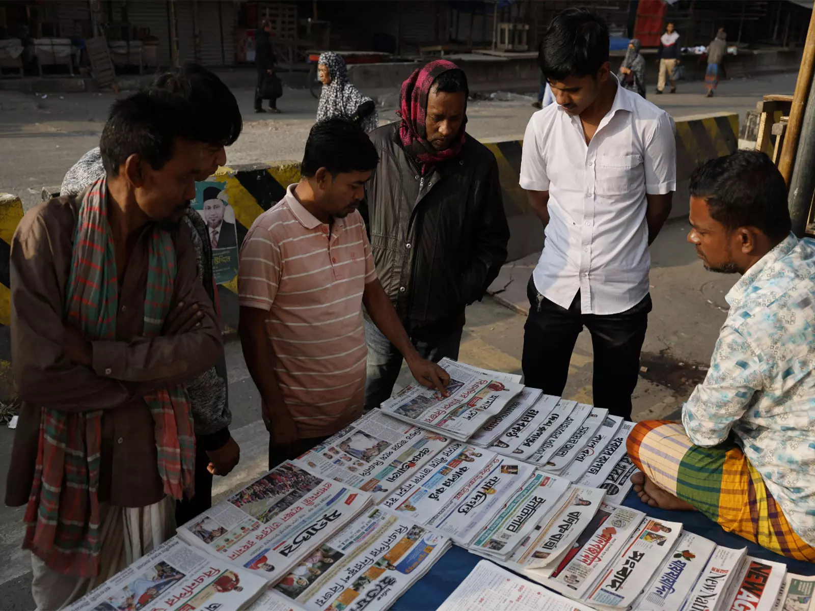 स्थानीय मीडिया रिपोर्टों के अनुसार, Bangladesh में 2026 के चुनावों में जनमत संग्रह को भारी समर्थन मिल रहा स्थानीय मीडिया रिपोर्टों के अनुसार, Bangladesh में 2026 के चुनावों में जनमत संग्रह को भारी समर्थन मिल रहा