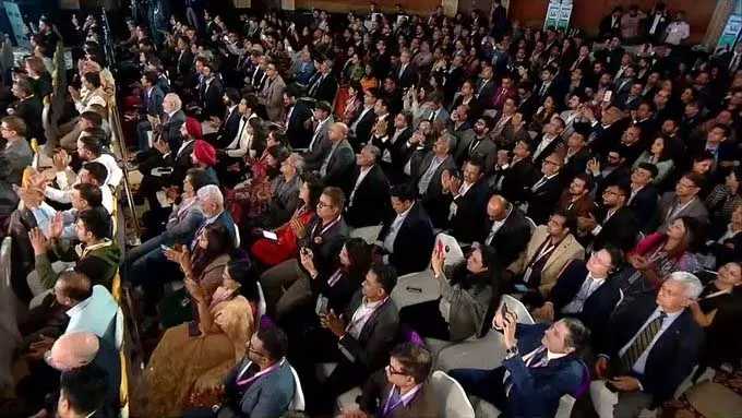 ET Now ग्लोबल बिज़नेस समिट 2026 में पीएम मोदी बोले – भारत दुनिया की ग्रोथ का नया इंजन बनेगा ET Now ग्लोबल बिज़नेस समिट 2026 में पीएम मोदी बोले – भारत दुनिया की ग्रोथ का नया इंजन बनेगा