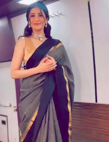 बचपन की तस्वीरों में छुपा है श्रुति हासन का मिजाज, अभिनेत्री ने लिखा, तस्वीरें सब बयां करती हैं बचपन की तस्वीरों में छुपा है श्रुति हासन का मिजाज, अभिनेत्री ने लिखा, तस्वीरें सब बयां करती हैं