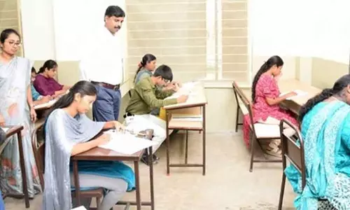 टीचर्स सिलेक्शन बोर्ड ने बताया कि 4 और 5 जुलाई को टीचर्स के लिए TET एग्जाम होगा टीचर्स सिलेक्शन बोर्ड ने बताया कि 4 और 5 जुलाई को टीचर्स के लिए TET एग्जाम होगा