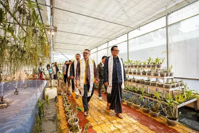 आंध्र प्रदेश सरकार किसान समुदायों को सशक्त बनाने के लिए प्रतिबद्ध: DCM आंध्र प्रदेश सरकार किसान समुदायों को सशक्त बनाने के लिए प्रतिबद्ध: DCM