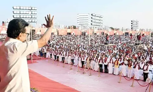 महिलाओं के लिए 5,000 रुपये: DMK गठबंधन पार्टियों का स्वागत