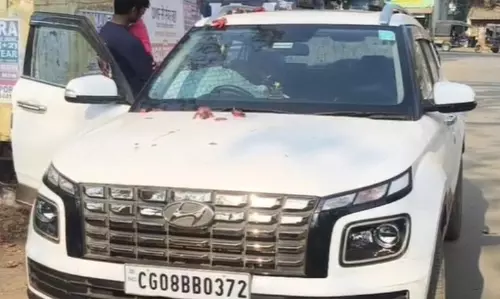 ब्रेज़ा कार में अधिकारी की लाश मिली, जगदलपुर में SDO के पद पर थे पदस्थ