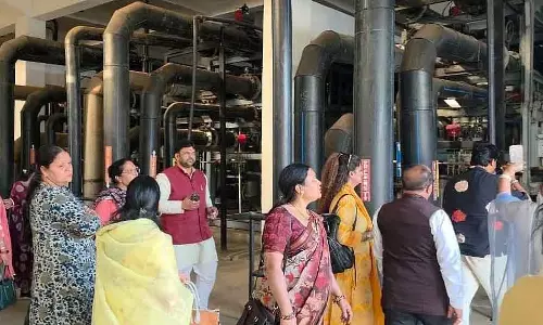Indore : वेस्ट-टू-एनर्जी और एसटीपी प्लांट का निरीक्षण करने के लिए पार्षदों ने विजाग का दौरा किया Indore : वेस्ट-टू-एनर्जी और एसटीपी प्लांट का निरीक्षण करने के लिए पार्षदों ने विजाग का दौरा किया