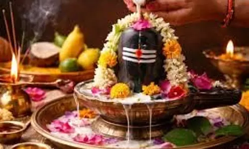 Mahashivratri 2026: इन सभी सामग्रियों के बिना पूरा नहीं होगा शिव का रुद्राभिषेक, देख लें पूरी लिस्ट Mahashivratri 2026: इन सभी सामग्रियों के बिना पूरा नहीं होगा शिव का रुद्राभिषेक, देख लें पूरी लिस्ट