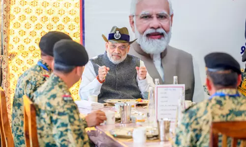 पुलवामा हमले की बरसी पर अमित शाह ने कहा- आतंकवाद मानवता का सबसे बड़ा दुश्मन, भारत इसके नाश के लिए दृढ़ संकल्पित पुलवामा हमले की बरसी पर अमित शाह ने कहा- आतंकवाद मानवता का सबसे बड़ा दुश्मन, भारत इसके नाश के लिए दृढ़ संकल्पित