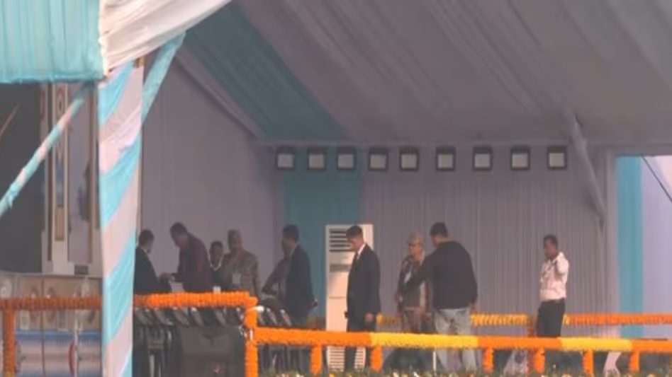 PM मोदी असम में ऐतिहासिक ELF एरियल डिस्प्ले देखेंगे PM मोदी असम में ऐतिहासिक ELF एरियल डिस्प्ले देखेंगे