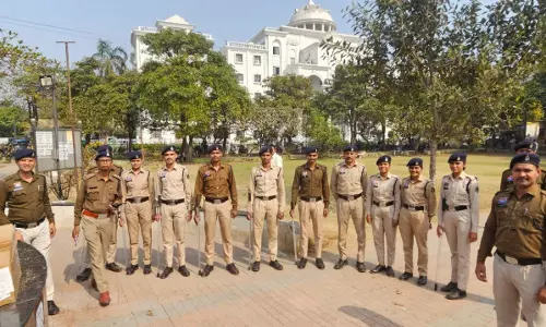 रायपुर के कई गार्डन में सुरक्षा बढ़ाई गई, वेलेंटाइन डे के चलते पुलिस अलर्ट