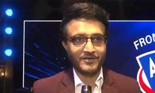 भारत को पाकिस्तान के खिलाफ खेलते देखना खुशी की बात है; खेल और राजनीति अलग-अलग चीजें हैं - Sourav Ganguly भारत को पाकिस्तान के खिलाफ खेलते देखना खुशी की बात है; खेल और राजनीति अलग-अलग चीजें हैं - Sourav Ganguly