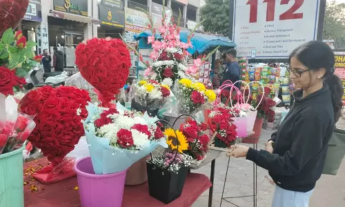 वैलेंटाइन डे अंबाला में दुकानदारों को अच्छे business की उम्मीद