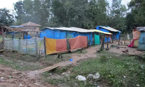 Karnataka : खानाबदोशों को प्राथमिकता देने की मांग
