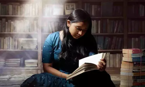 Roslin ओटीटी रिलीज: मलयालम थ्रिलर 27 फरवरी से जियो हॉटस्टार पर स्ट्रीम होगी Roslin ओटीटी रिलीज: मलयालम थ्रिलर 27 फरवरी से जियो हॉटस्टार पर स्ट्रीम होगी