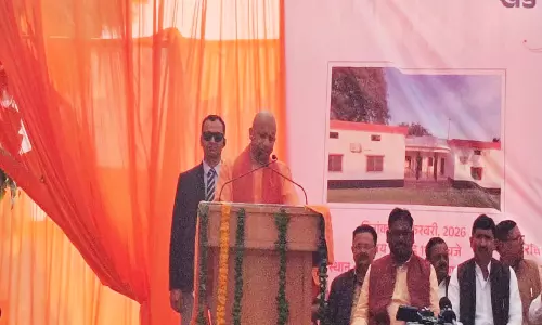 CM योगी आदित्यनाथ ने विकास खंड विकास की सराहना की