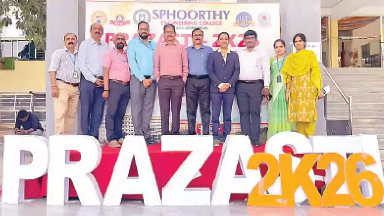 Telangana: PRAZASTI 2K26 ने स्फूर्ति इंजीनियरिंग कॉलेज में इनोवेशन को बढ़ावा दिया
