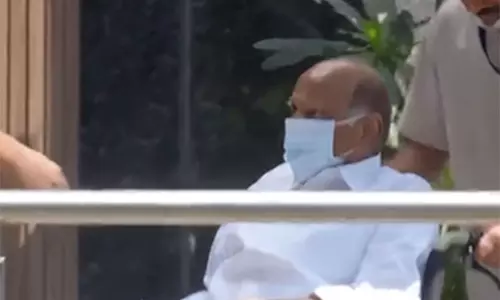Sharad Pawar पुणे के अस्पताल से डिस्चार्ज हुए, डॉक्टरों ने उन्हें आराम करने की सलाह दी Sharad Pawar पुणे के अस्पताल से डिस्चार्ज हुए, डॉक्टरों ने उन्हें आराम करने की सलाह दी