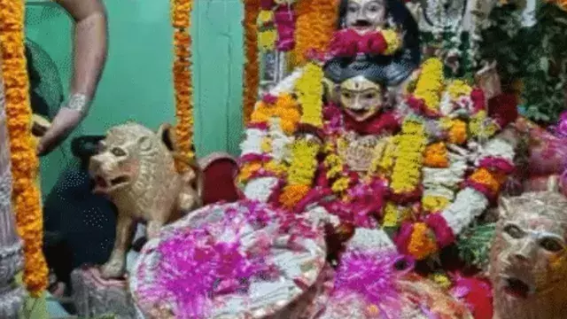 Kashi: काशी में शुरू हुई शिव विवाह की रस्में Kashi: काशी में शुरू हुई शिव विवाह की रस्में