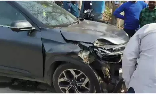 OMG! तीन गाड़ियों को टक्कर मारी, रईसजादों ने कार से मचाया तांडव, सड़क पर मचा हड़कंप