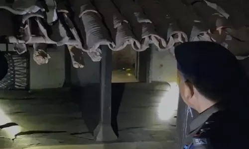 Alirajpur: अलीराजपुर में मां ने तीन बेटियों को जहर दिया Alirajpur: अलीराजपुर में मां ने तीन बेटियों को जहर दिया