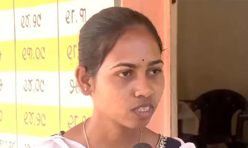 Kendrapada आंगनवाड़ी में दलित रसोइए की नियुक्ति के बाद बच्चों की उपस्थिति घटी Kendrapada आंगनवाड़ी में दलित रसोइए की नियुक्ति के बाद बच्चों की उपस्थिति घटी