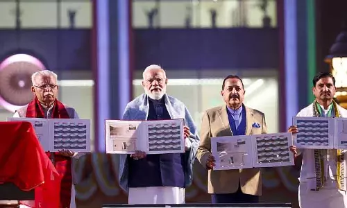 कैबिनेट ने PMO के सेवा तीर्थ में शिफ्ट होने को अतीत और भविष्य का संगम बताते हुए प्रस्ताव पास किया कैबिनेट ने PMO के सेवा तीर्थ में शिफ्ट होने को अतीत और भविष्य का संगम बताते हुए प्रस्ताव पास किया