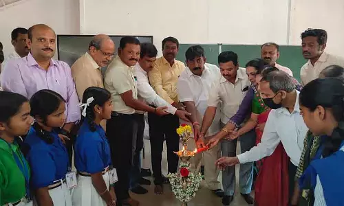 SSLC बच्चों के लिए परीक्षा वर्कशॉप SSLC बच्चों के लिए परीक्षा वर्कशॉप