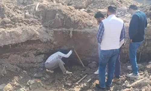 Bhiwani: हनुमान गेट चौक पर सड़क धंसने का राज खुला