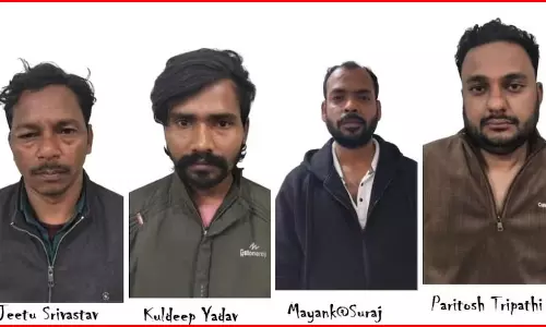 चार तस्कर पुलिस के हत्थे चढ़े, 3.70 क्विंटल गांजा बरामद चार तस्कर पुलिस के हत्थे चढ़े, 3.70 क्विंटल गांजा बरामद