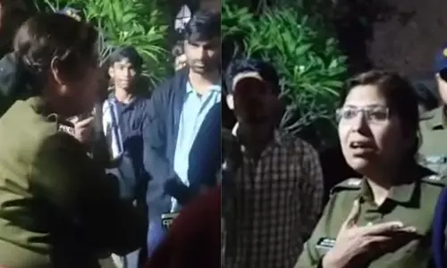Bhopal: एमबीबीएस छात्रा की मौत पर बवाल, पुलिस-छात्राओं में टकराव Bhopal: एमबीबीएस छात्रा की मौत पर बवाल, पुलिस-छात्राओं में टकराव