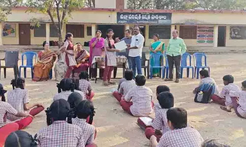 पुट्टपका ZPHS में अंग्रेजी भाषा दिवस मनाया गया पुट्टपका ZPHS में अंग्रेजी भाषा दिवस मनाया गया