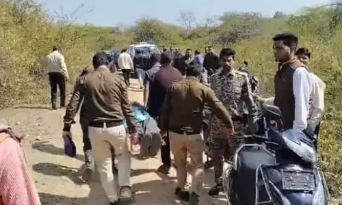 दिनदहाड़े वकील की गोली मारकर हत्या, जांच शुरू दिनदहाड़े वकील की गोली मारकर हत्या, जांच शुरू