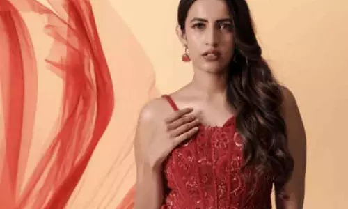 Niharika Konidela ने रेड आउटफिट में किया स्टाइलिश अवतार Niharika Konidela ने रेड आउटफिट में किया स्टाइलिश अवतार