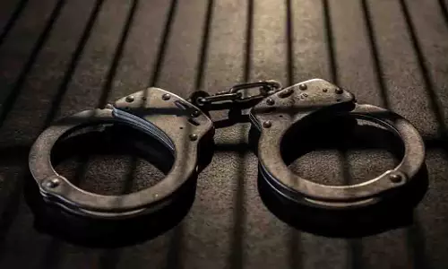 BJP के दो मंडल अध्यक्ष गिरफ्तार, झूठे केस में फंसाने का आरोप BJP के दो मंडल अध्यक्ष गिरफ्तार, झूठे केस में फंसाने का आरोप