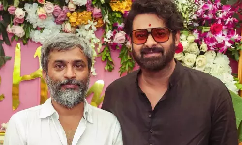 Prabhas की फौजी में हाई-वोल्टेज एक्शन सीक्वेंस की शूटिंग जारी Prabhas की फौजी में हाई-वोल्टेज एक्शन सीक्वेंस की शूटिंग जारी