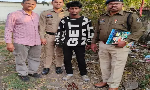 रायपुर: प्रतिबंधित नशीली टैबलेट के साथ मयंक सोनी गिरफ्तार रायपुर: प्रतिबंधित नशीली टैबलेट के साथ मयंक सोनी गिरफ्तार