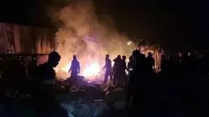 Mp News: प्लाईवुड फैक्टरी के ड्रायर में ब्लॉस्ट, 15 मजदूर झुलसे Mp News: प्लाईवुड फैक्टरी के ड्रायर में ब्लॉस्ट, 15 मजदूर झुलसे
