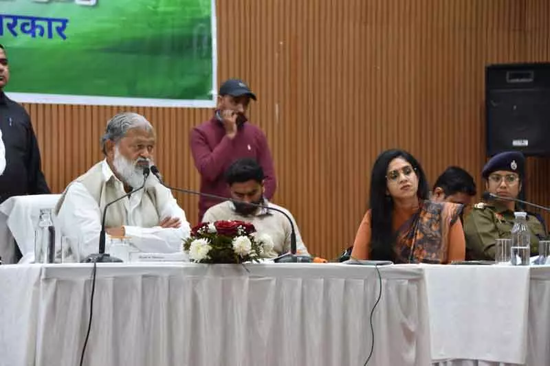 अनिल विज और Kaithal SP में सस्पेंशन ऑर्डर को लेकर टकराव अनिल विज और Kaithal SP में सस्पेंशन ऑर्डर को लेकर टकराव