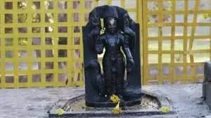 Shaniwar Remedies: शनि देव के ये मंत्र दिलाएंगे सभी समस्याओं से छुटकारा, शनिवार के दिन जरूर करें ये अचूक उपाय Shaniwar Remedies: शनि देव के ये मंत्र दिलाएंगे सभी समस्याओं से छुटकारा, शनिवार के दिन जरूर करें ये अचूक उपाय