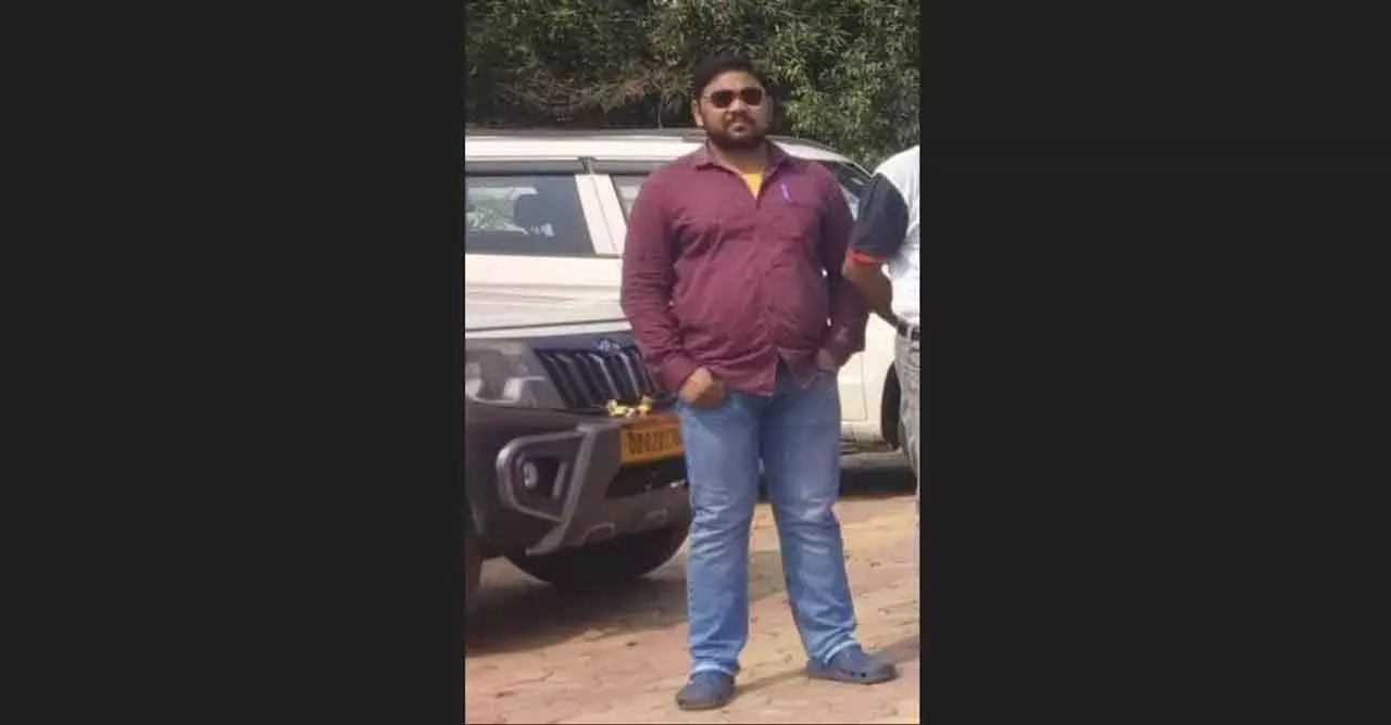 एक्साइज ASI को पुराने प्रेमी को इंटिमेट फोटो दिखाकर ब्लैकमेल करने के आरोप में गिरफ्तार किया एक्साइज ASI को पुराने प्रेमी को इंटिमेट फोटो दिखाकर ब्लैकमेल करने के आरोप में गिरफ्तार किया