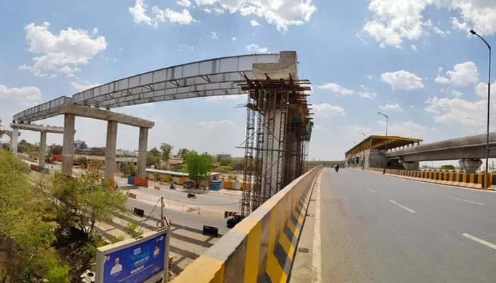 Indore: इंदौर में डबल डेकर ब्रिज तैयार होने के करीब Indore: इंदौर में डबल डेकर ब्रिज तैयार होने के करीब