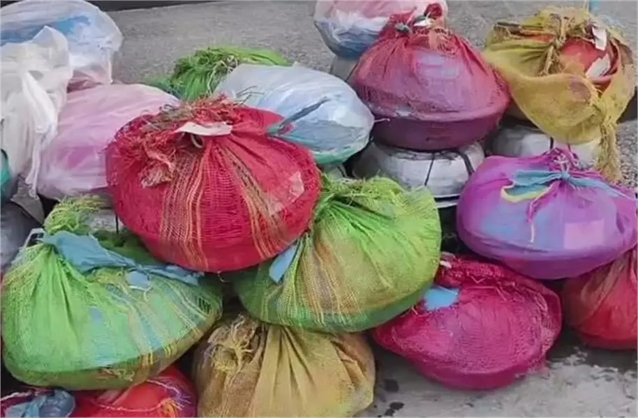 Jammu Kashmir: नकली खाद्य पदार्थ की खेप बरामद, फूड सेफ्टी विभाग ने लिया Action Jammu Kashmir: नकली खाद्य पदार्थ की खेप बरामद, फूड सेफ्टी विभाग ने लिया Action