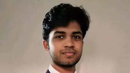 अमेरिका में एक और भारतीय छात्र लापता, स्थानीय अधिकारियों ने शुरू किया सर्च ऑपरेशन; परिवार चिंतित अमेरिका में एक और भारतीय छात्र लापता, स्थानीय अधिकारियों ने शुरू किया सर्च ऑपरेशन; परिवार चिंतित