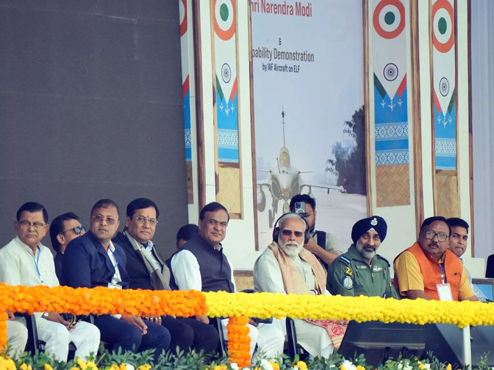 PM मोदी ने पूर्वोत्तर में स्थित आपातकालीन लैंडिंग सुविधा को रणनीतिक और आपदा-रोधी संपत्ति बताया PM मोदी ने पूर्वोत्तर में स्थित आपातकालीन लैंडिंग सुविधा को रणनीतिक और आपदा-रोधी संपत्ति बताया
