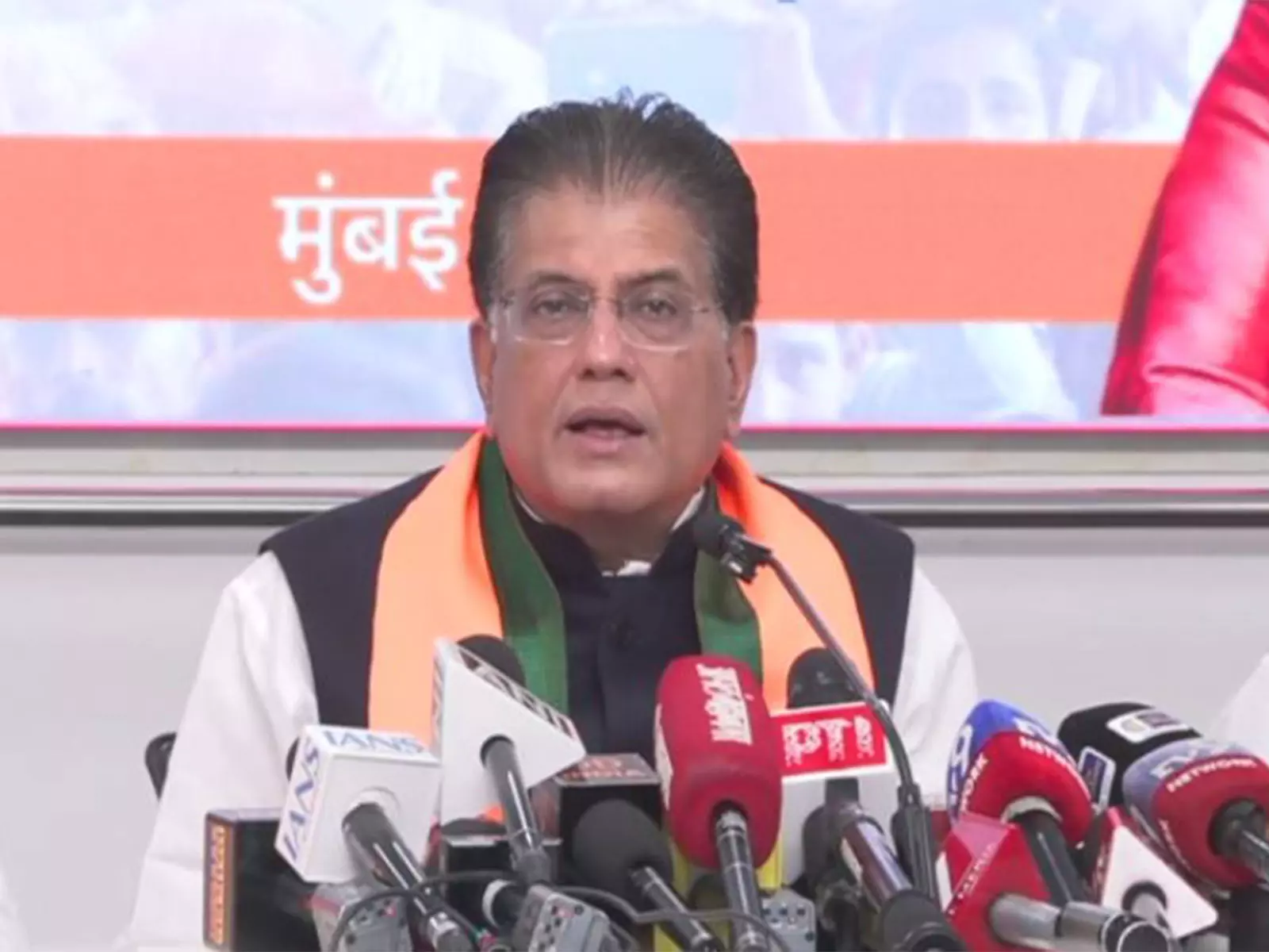 बजट 2026 विकसित भारत को नए पंख देता है: Piyush Goyal बजट 2026 विकसित भारत को नए पंख देता है: Piyush Goyal