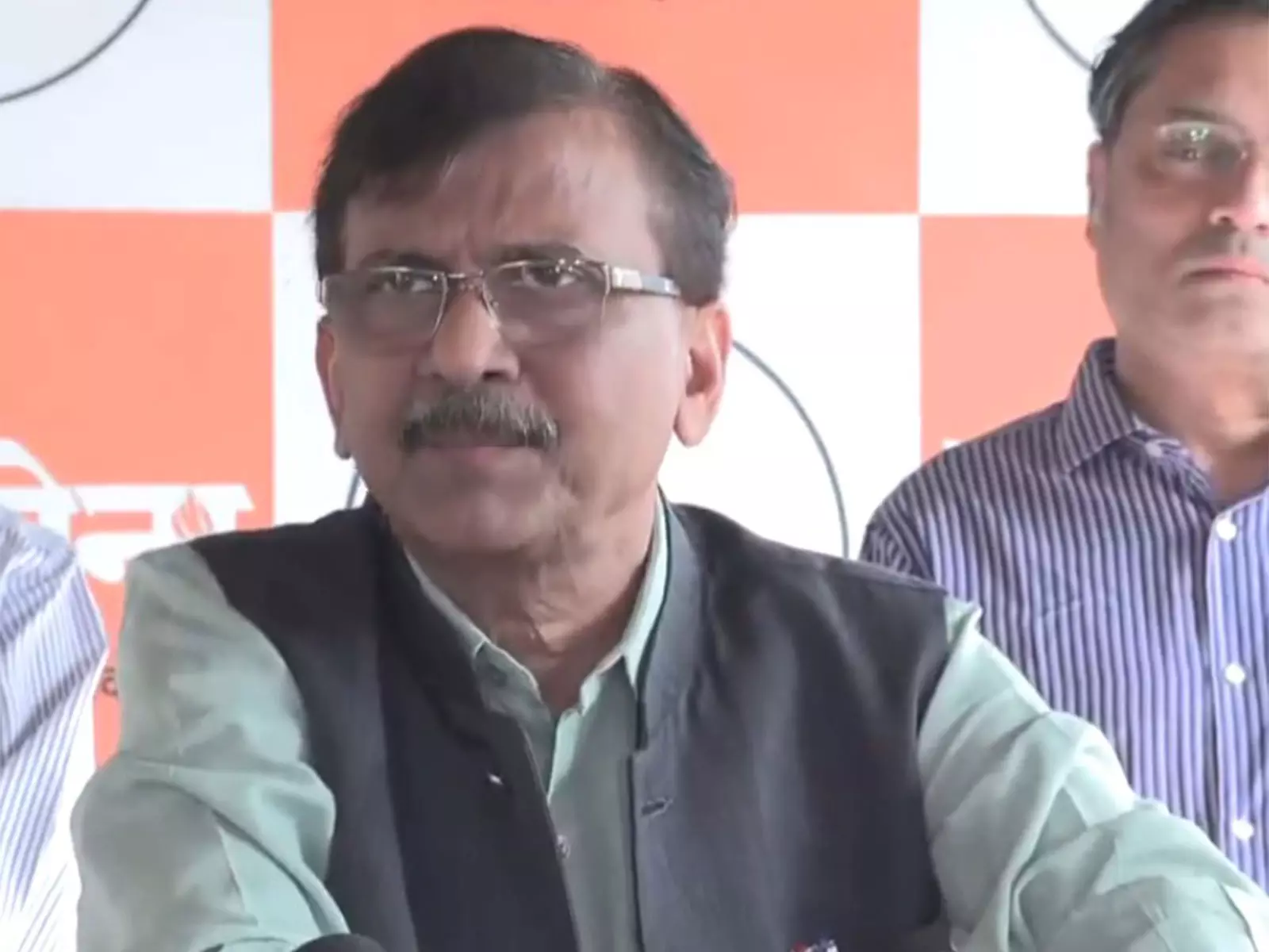 संजय राउत: NCP विलय का फैसला अमित शाह की इच्छा पर संजय राउत: NCP विलय का फैसला अमित शाह की इच्छा पर