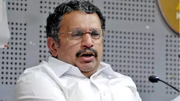 kerala: वट्टियूरकावु में कांटे की टक्कर, मुरलीधरन की रणनीति पर सबकी नजर kerala: वट्टियूरकावु में कांटे की टक्कर, मुरलीधरन की रणनीति पर सबकी नजर