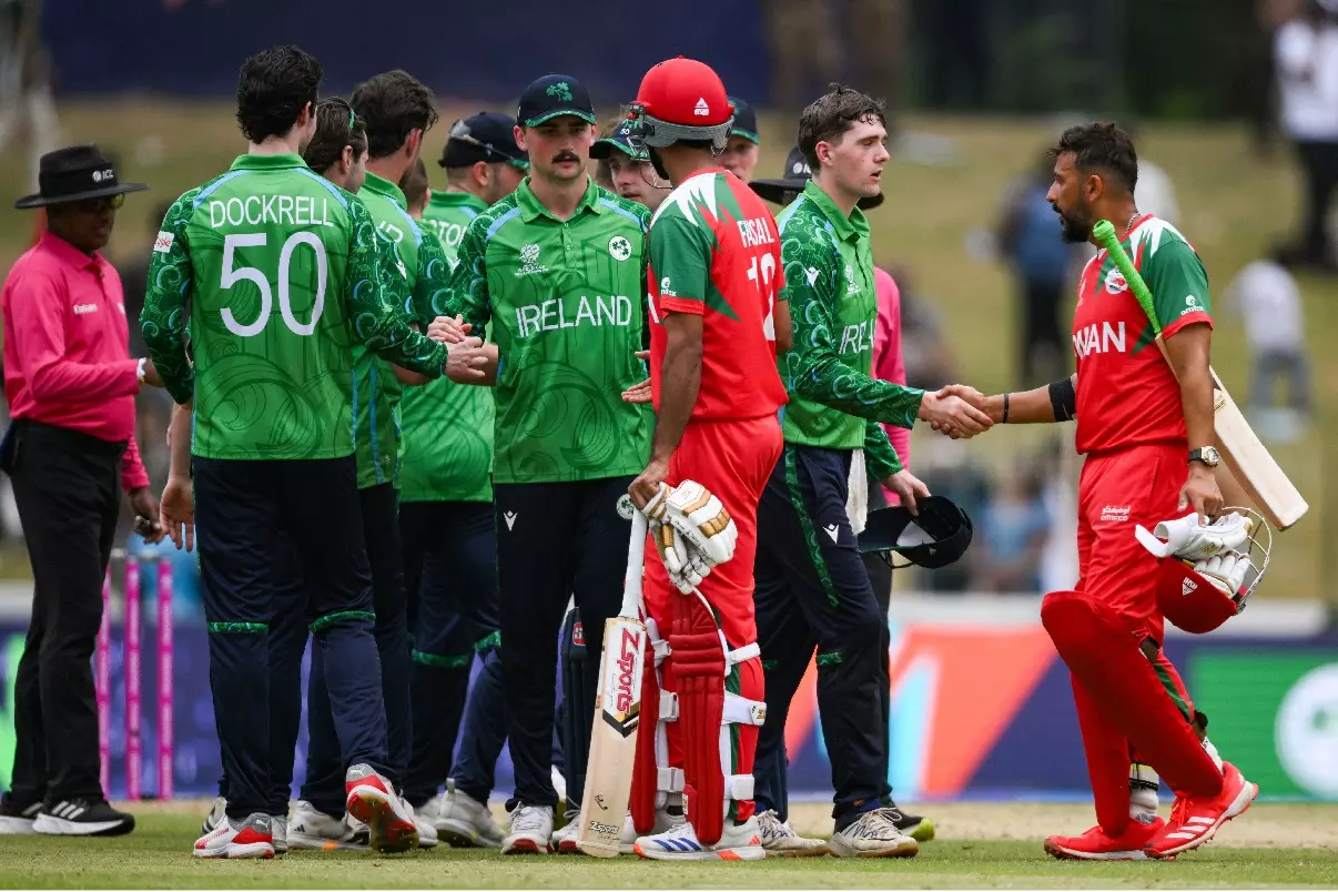 T20 WC: आयरलैंड ने ग्रुप B के मैच में ओमान को 96 रन से हराया T20 WC: आयरलैंड ने ग्रुप B के मैच में ओमान को 96 रन से हराया