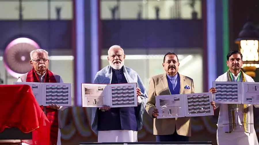 कैबिनेट ने PMO के सेवा तीर्थ में शिफ्ट होने को अतीत और भविष्य का संगम बताते हुए प्रस्ताव पास किया कैबिनेट ने PMO के सेवा तीर्थ में शिफ्ट होने को अतीत और भविष्य का संगम बताते हुए प्रस्ताव पास किया