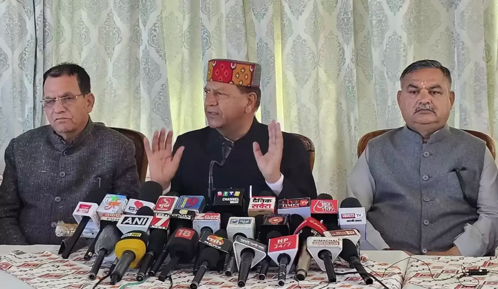 Shimla: केंद्रीय सहायता मिलने के बाद भी हिमाचल का विकास ठहरा: बिंदल Shimla: केंद्रीय सहायता मिलने के बाद भी हिमाचल का विकास ठहरा: बिंदल